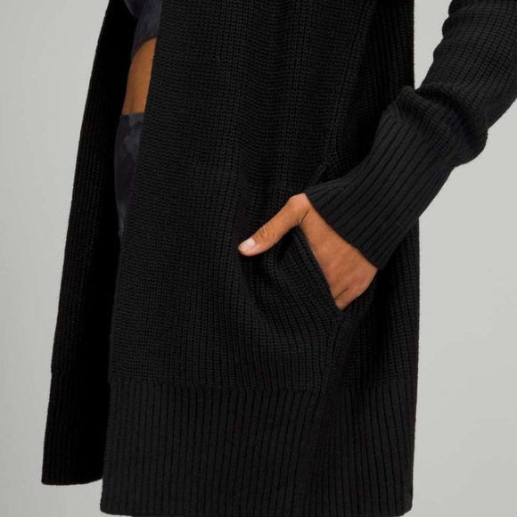 Lululemon Cashlu Sweater Wrap - Picture 2 of 6